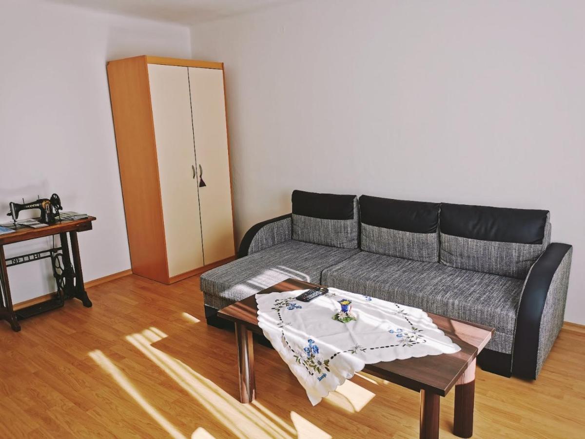 Apartma Rekar - A House, Where You Can Relax In The Embrace Of Nature Jesenice Exteriör bild